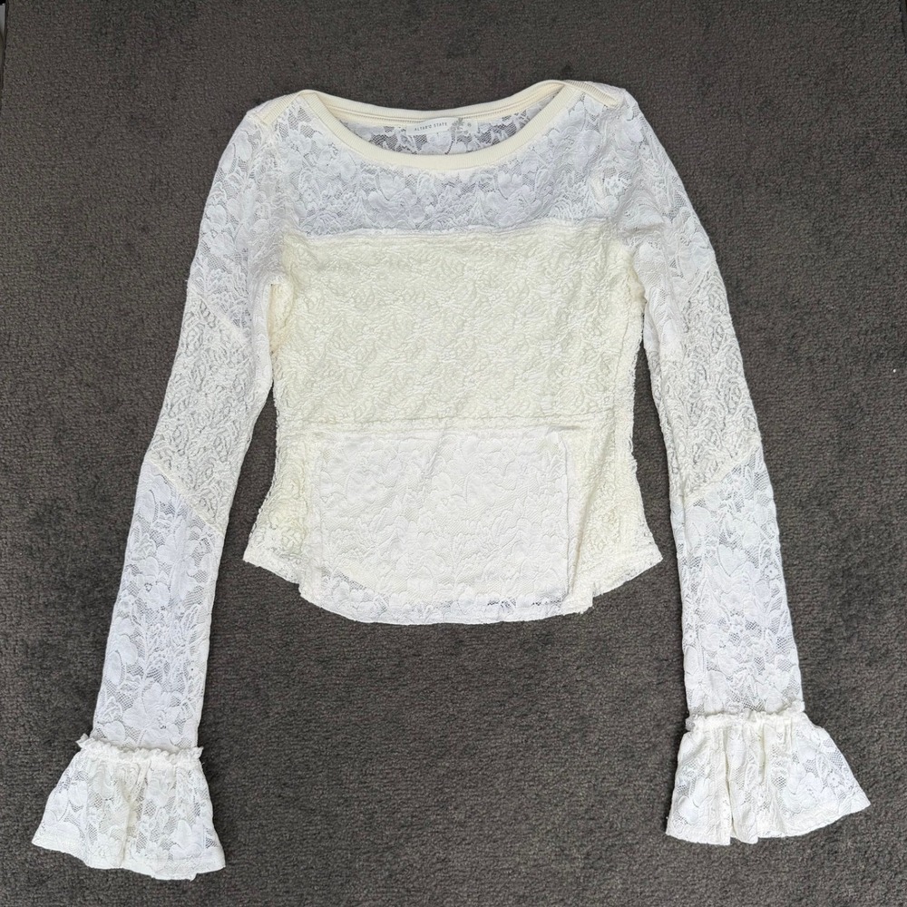 Altar'd State Cream Floral Lace Long Sleeve Bell Cuff Top HF26C938 Womens M